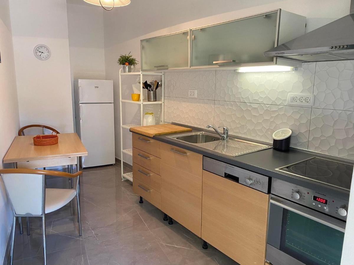 Terrace Apartment Χβαρ Εξωτερικό φωτογραφία