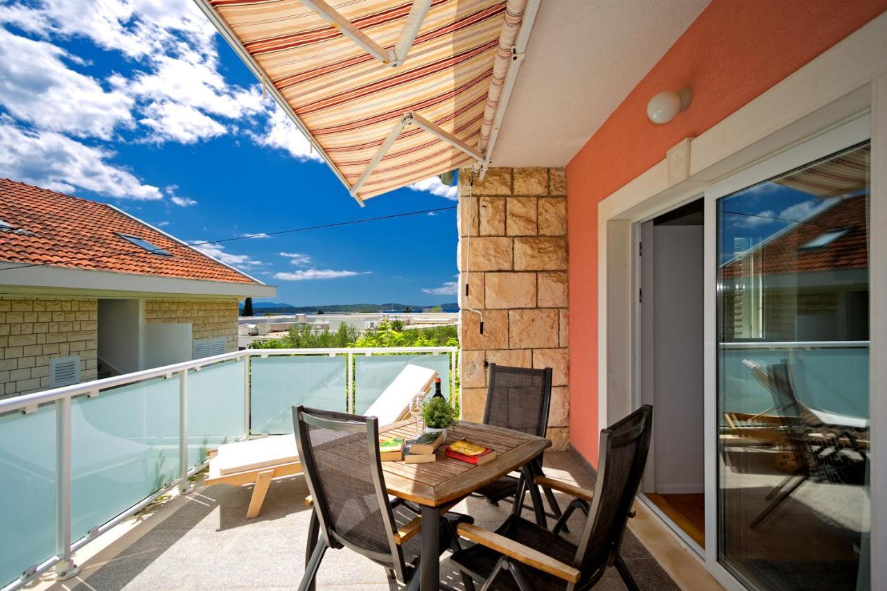 Terrace Apartment Χβαρ Εξωτερικό φωτογραφία